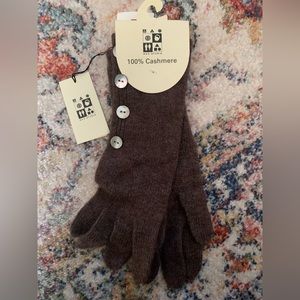 Cashmere gloves